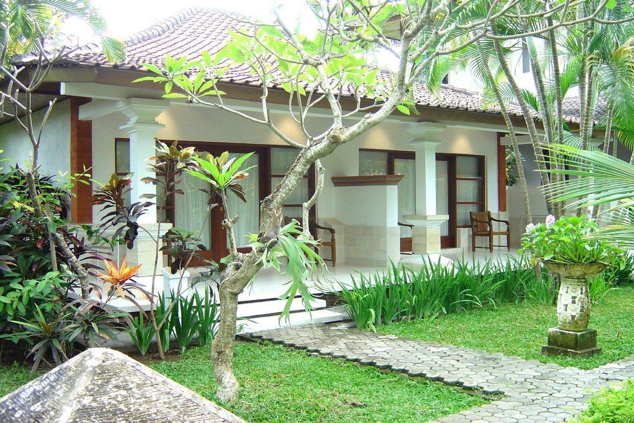 Bumi Ayu Bungalow Sanur Екстериор снимка