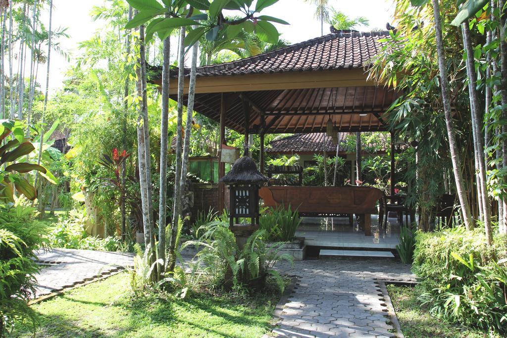 Bumi Ayu Bungalow Sanur Екстериор снимка