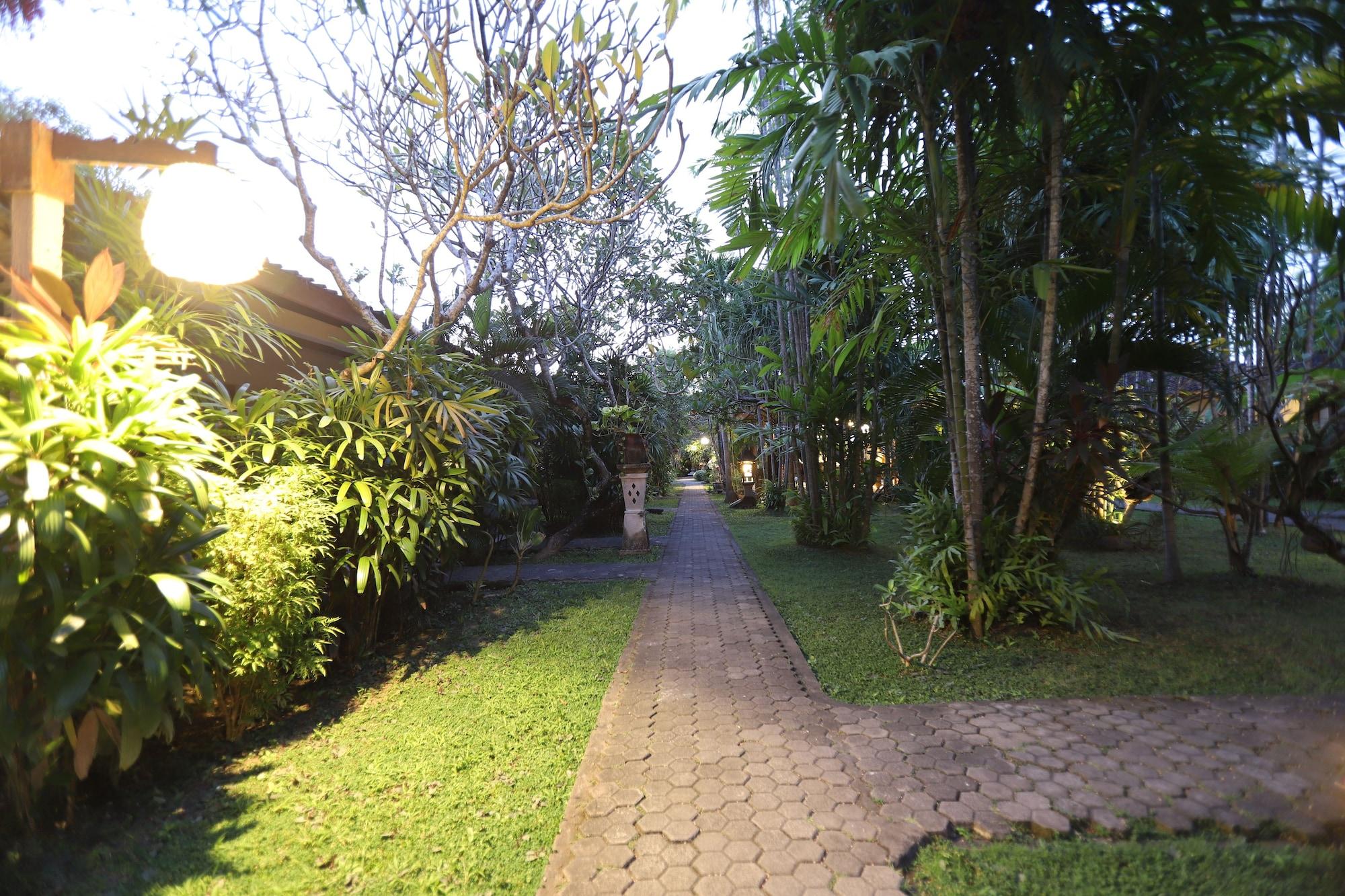 Bumi Ayu Bungalow Sanur Екстериор снимка