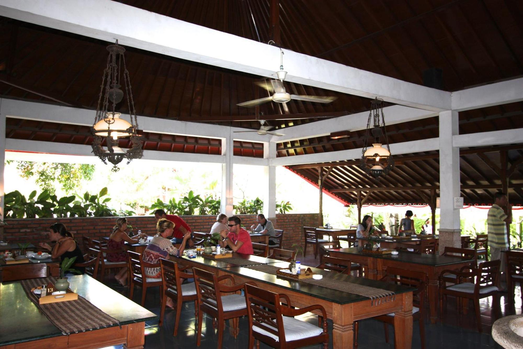 Bumi Ayu Bungalow Sanur Екстериор снимка