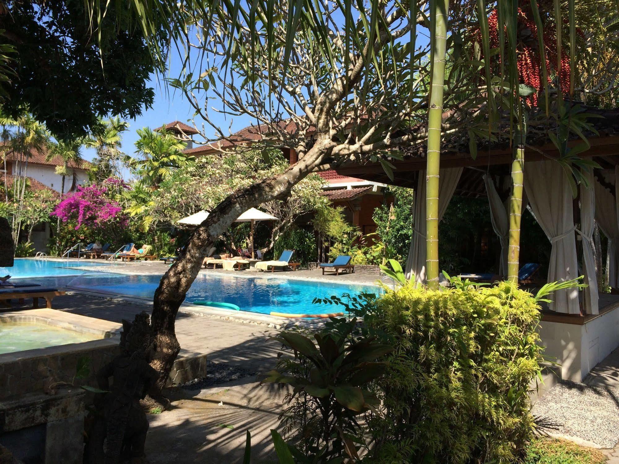 Bumi Ayu Bungalow Sanur Екстериор снимка