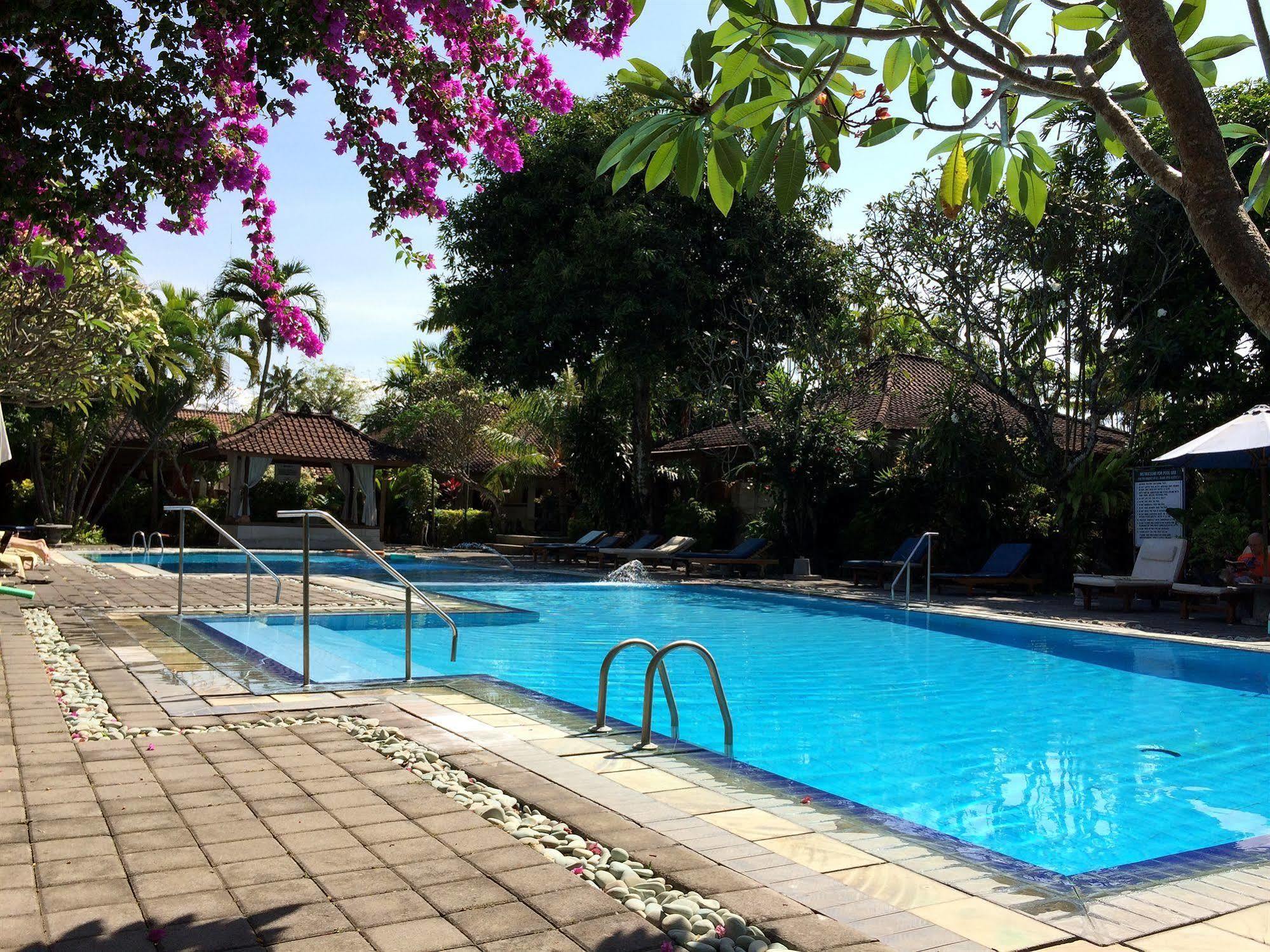 Bumi Ayu Bungalow Sanur Екстериор снимка